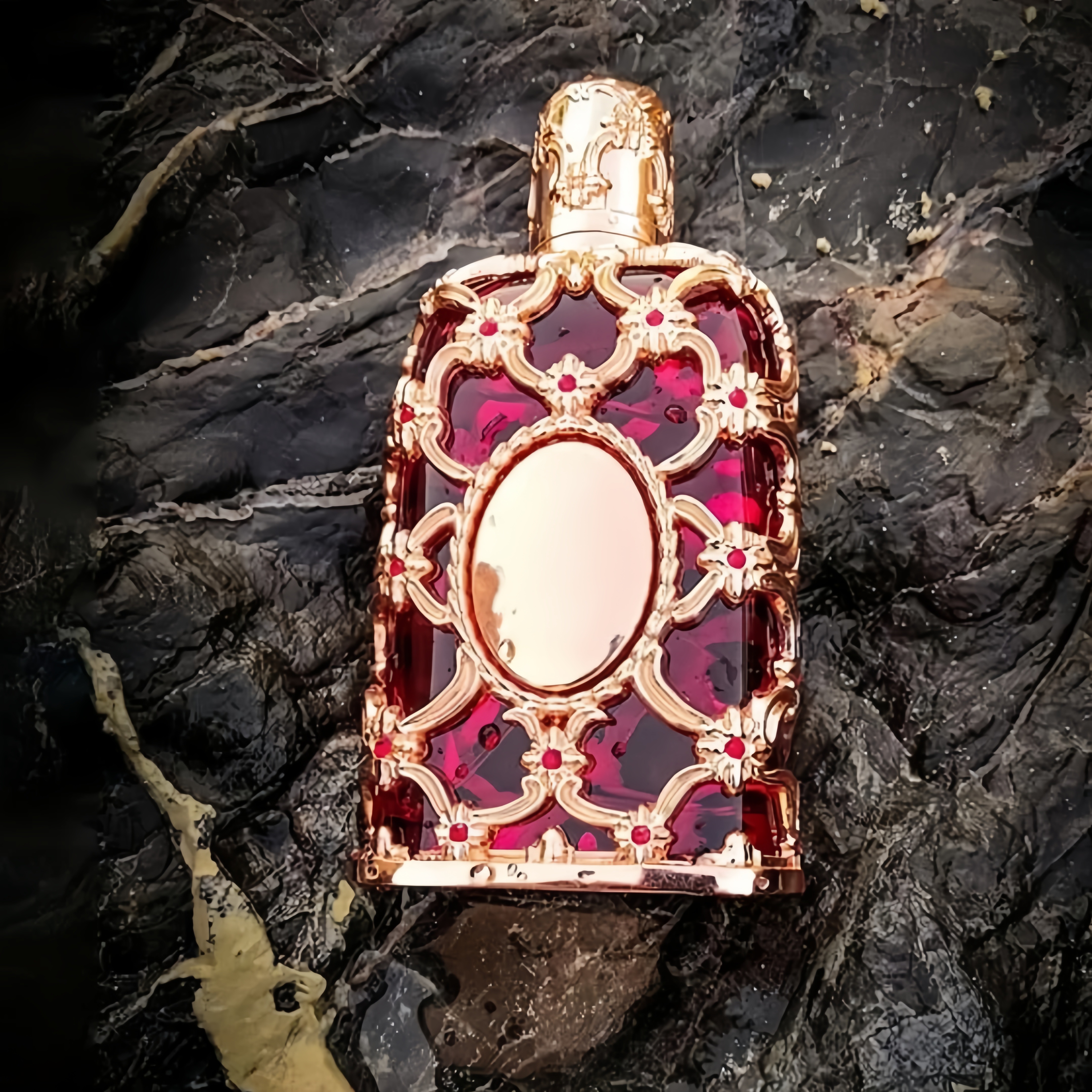 عطر 80 مل - مزيج من نفحات العن - مراجعة Fragrance Perfume Note وسعره